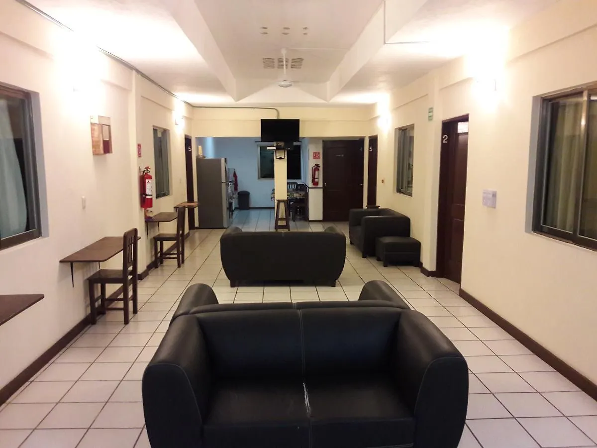 Alme Hostel Playa del Carmen 0*,